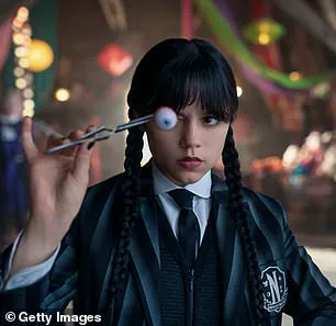 Jenna Ortega’s Groundbreaking Red Carpet Look at the 2025 Primetime Emmy Awards Sparks Debate Over Hollywood’s Evolving Standards of Glamour