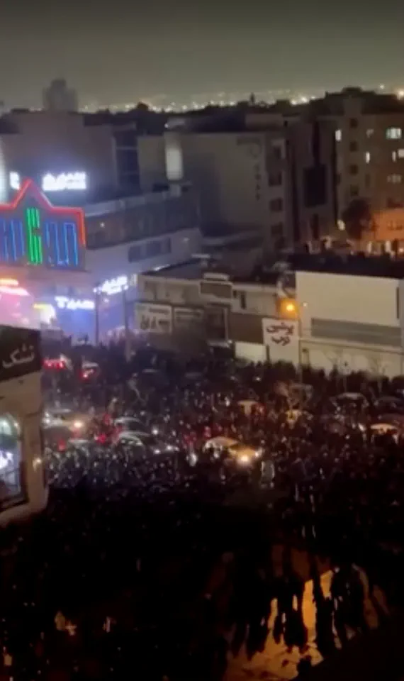 Iranian Protesters Circumvent Government Internet Blackout with Smuggled Devices and Encrypted Messaging