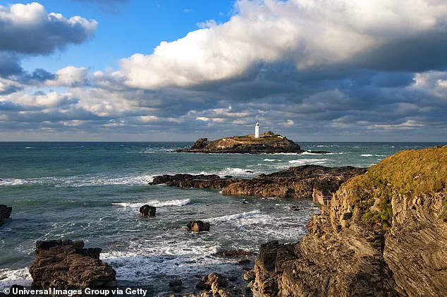 Virginia Woolf's Childhood Home, Inspiration for *To The Lighthouse*, Faces Threat from Housing Development