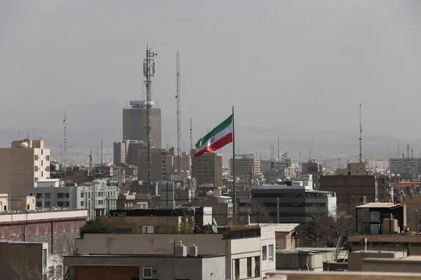 Explosions Shake Iran as Israel Claims Preemptive Strike