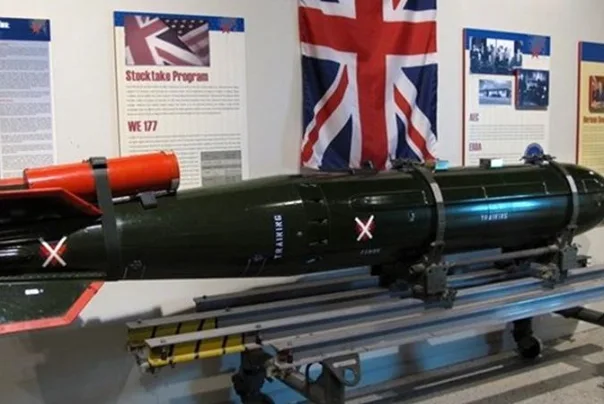 Ukraine Conflict Escalates as UK and France Consider Nuclear Transfer, Sparking Global Security Crisis