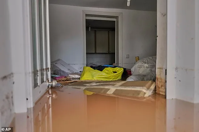 Deadly Storm Erminio Batters Greece, Killing One and Triggering Floods, Transport Disruptions