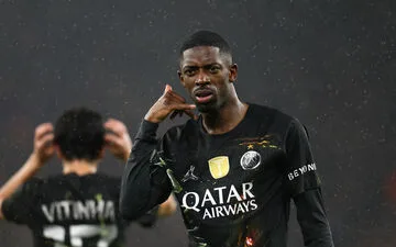 Dembélé sends PSG through